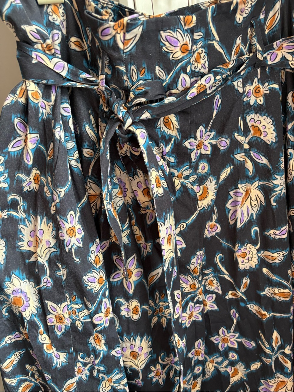 Corey Lynn Calter High-Waist Wide Leg Floral Belted Pants. - Picture 10 of 11